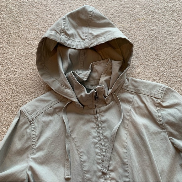 Liz Claiborne | Women’s Hooded Jacket | ABALONE GREY - SMALL - Picture 10 of 10